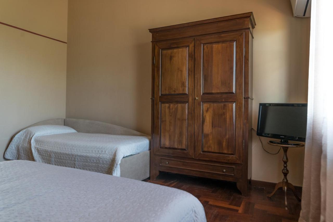 Locanda La Valle Castelnuovo Magra Exteriör bild